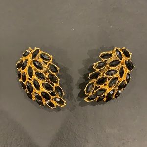 Vintage clip on earnings.